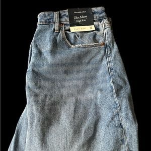 Abercrombie curve love high rise mom jeans nwt